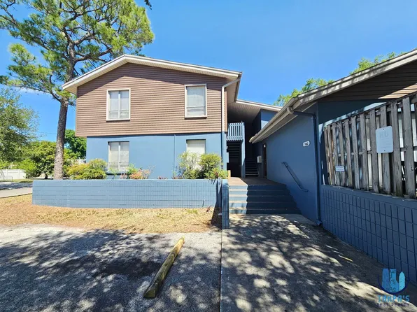 Powhatan#7602, 7602 W Powhatan Ave APT 3, Tampa, FL 33615