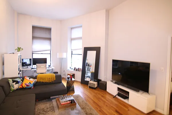 Rented by Guidance Realty Corp. | media 24