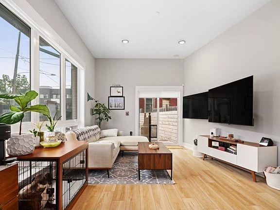 2nd image of 1800 N 5th St #2