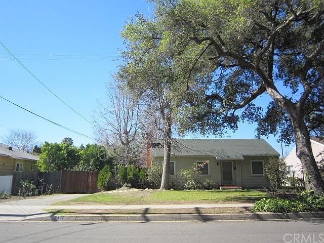 1st image of 6447 Oak Ave