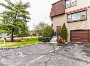 7301 Hana Rd, Edison, NJ 08817