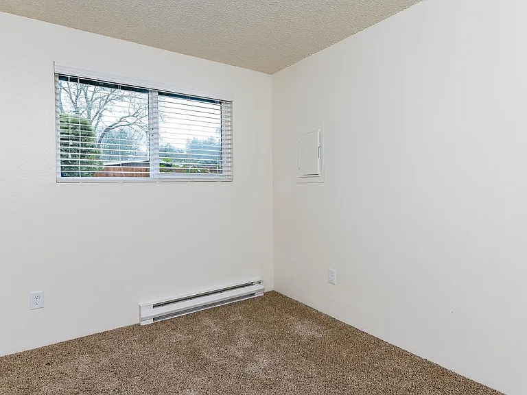 Tamaryn | Duplex Bedroom