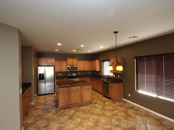 3rd image of 5604 W Winston Dr