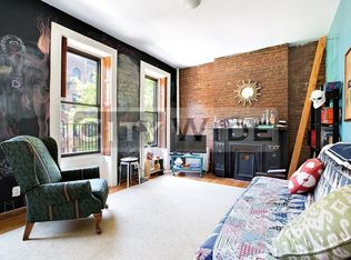 318 E 93rd St #5A, New York, NY 10128