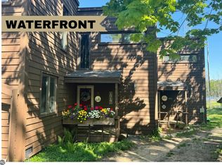 1917 Limberlost Ln, Gaylord, MI 49735