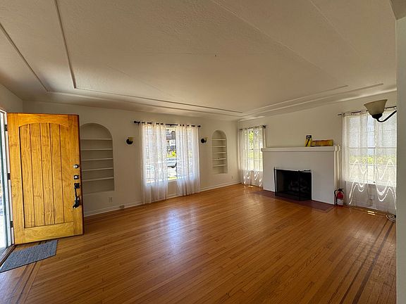 4th image of 805 S Walker Ave