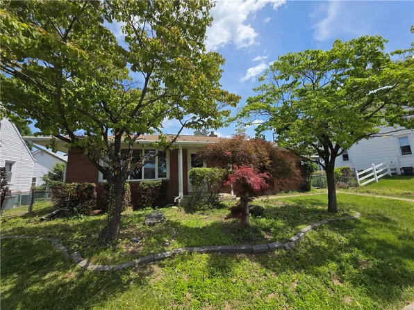 1877 S Wood St, Allentown, PA 18103