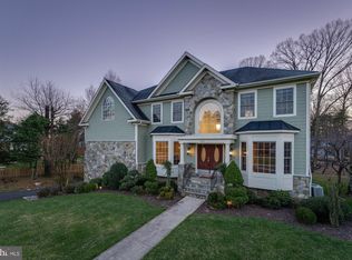 1610 Ashgrove Meadows Way, Vienna, VA 22182