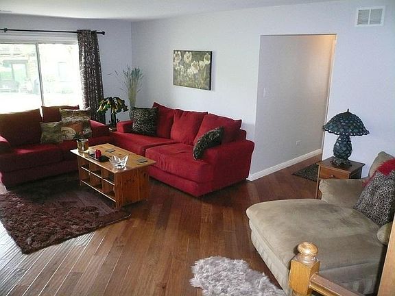 2nd image of 9143 Sutton Ct #90