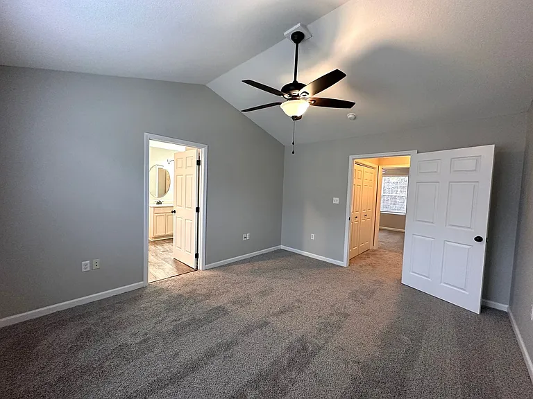 Fox Springs Condos — Photo 50
