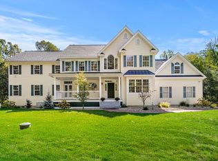 165 Thorndike St, Dunstable, MA 01827