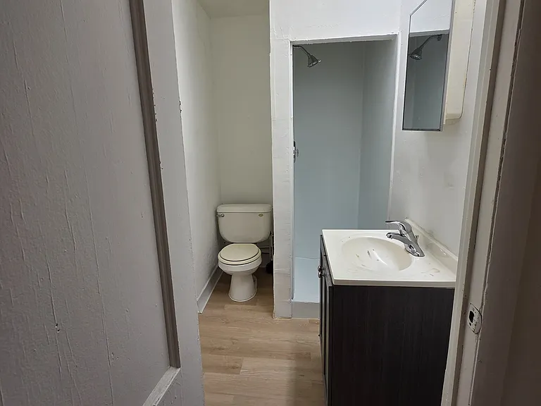 515 8th St #1 — Photo 7