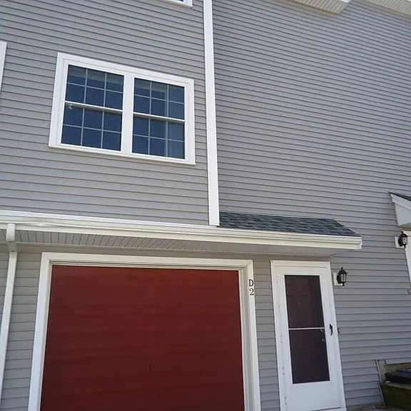 80 Smith St #D2 — Photo 1