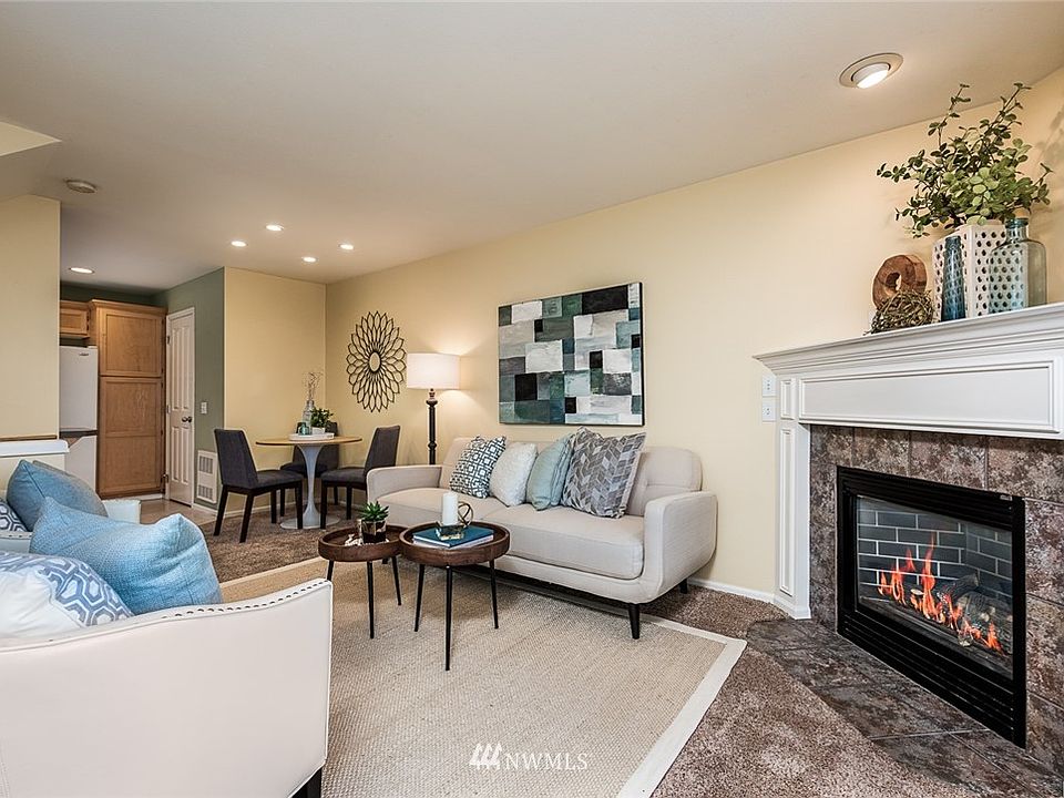 1st image of 11722 Greenwood Avenue N #A