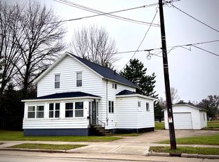 540 French St, Peshtigo, WI 54157