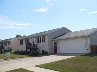 2366 Ohio Ave SW, Huron, SD 57350