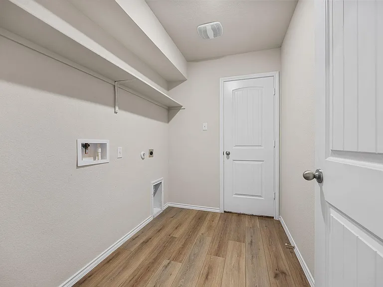 144 Onna St — Photo 13