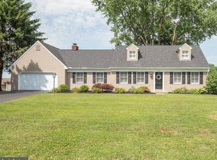 107 Covered Wagon Dr, Willow Street, PA 17584