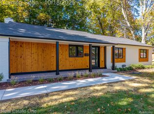 786 S Cranbrook Rd, Bloomfield Hills, MI 48301