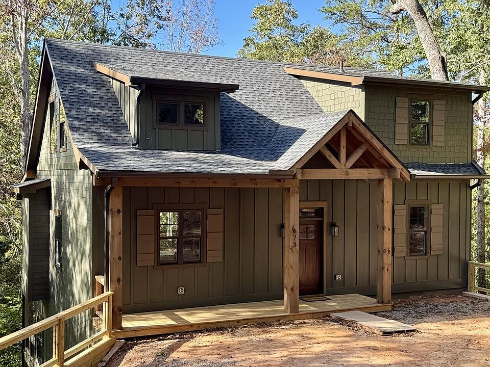 1st image of 673 Spalding Cir