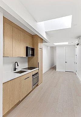 2nd image of 1501 8th Ave #3F