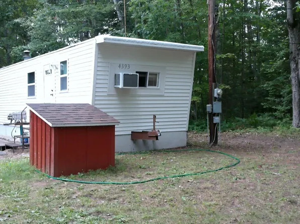 4393 Hemlock St, Alger, MI 48610