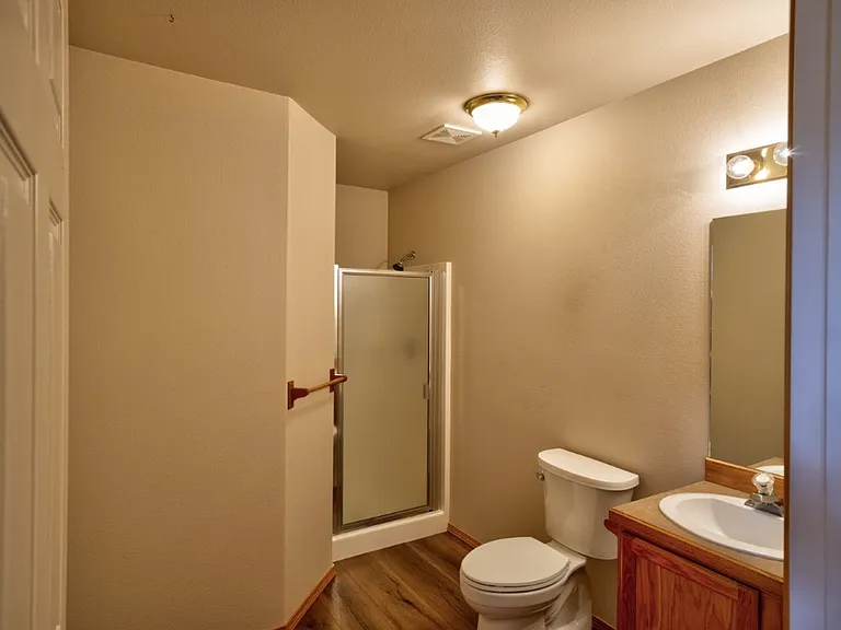 1133 NE Hidden Valley Dr #A-D — Photo 17
