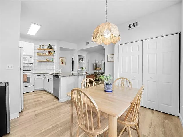 25115 Harbour Vista Cir — Photo 12