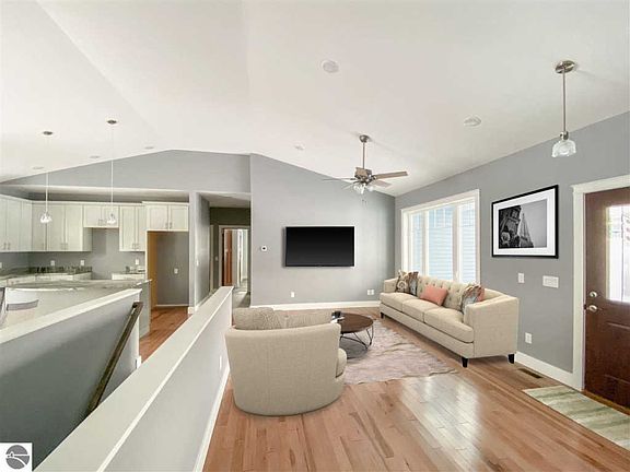 3rd image of 5673 Timber Flats Dr