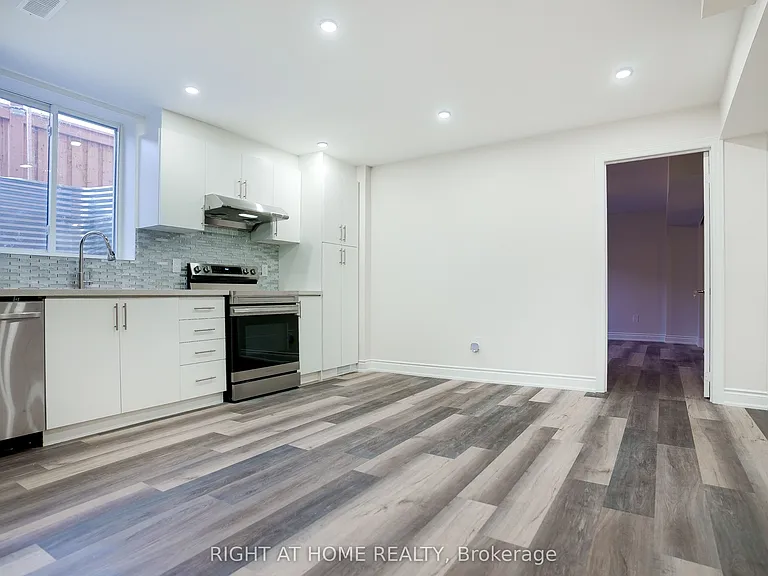 440 Downes Jackson Hts #BASEMENT — Photo 4