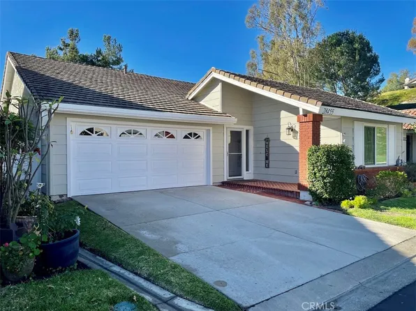 28455 Cano, Mission Viejo, CA 92692