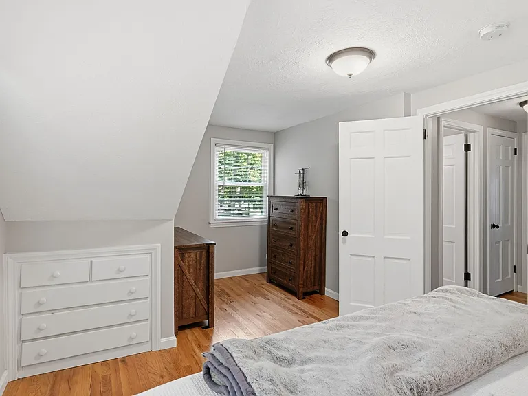 62 N Circle Dr — Photo 17