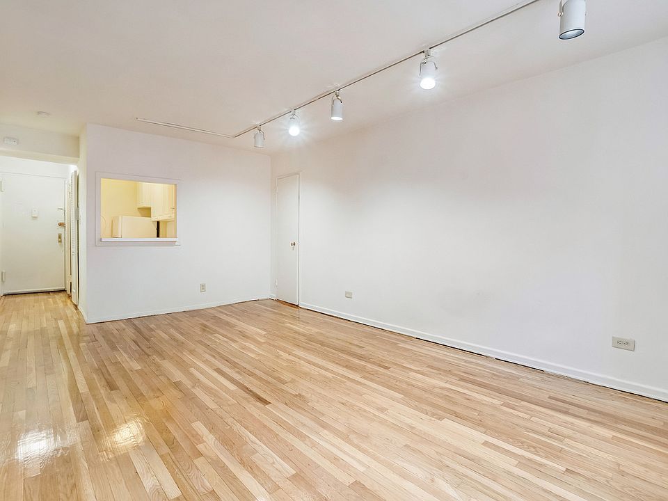 1st image of 71-40 112th St #511