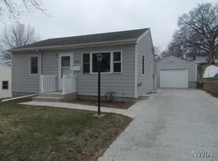 2941 S Coral St, Sioux City, IA 51106