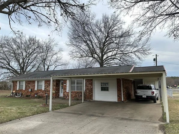 904 Dollins St, Wilburton, OK 74578