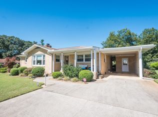 1708 Old Memphis Rd, Tuscumbia, AL 35674