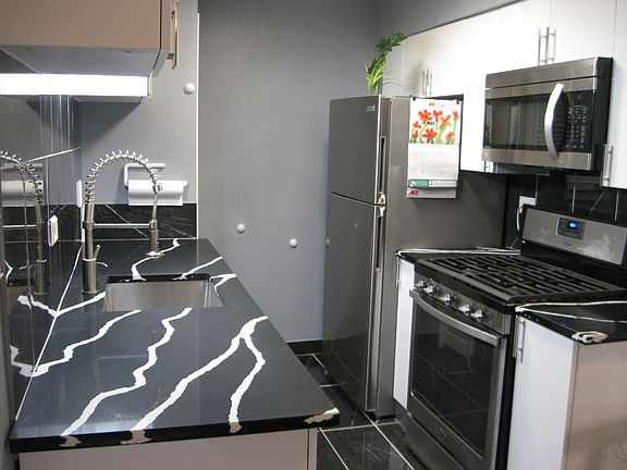 5th image of 1175 Higgins Quarters Dr #11-210