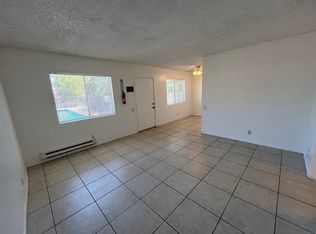 556 E Chuckwalla Rd APT 4, Palm Springs, CA 92262