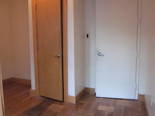 Rented by Full Time Management | media 40