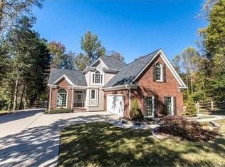 8709 Piccone Brook Ln, Charlotte, NC 28216