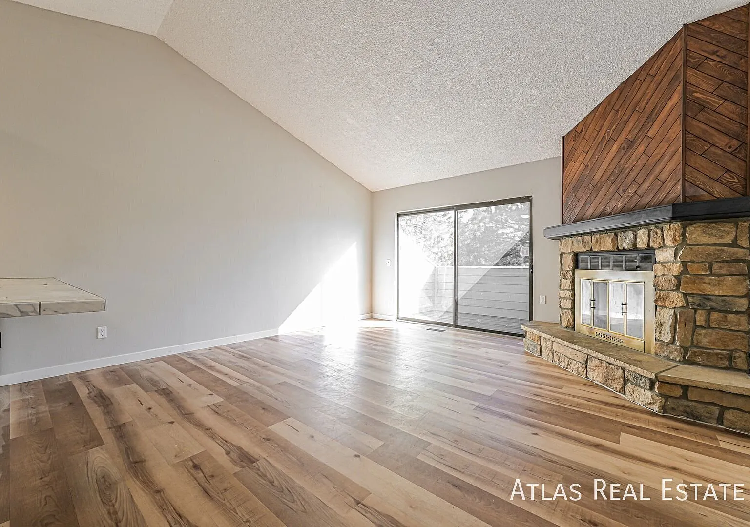 Save $2650! Spacious Aurora Home with Stainless Appliances, 2 Balconies & A/C — Photo 2