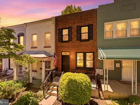 329 17th St SE, Washington, DC 20003