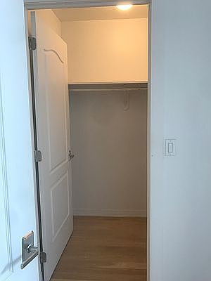 4th image of 2311 21st Ave APT 2J