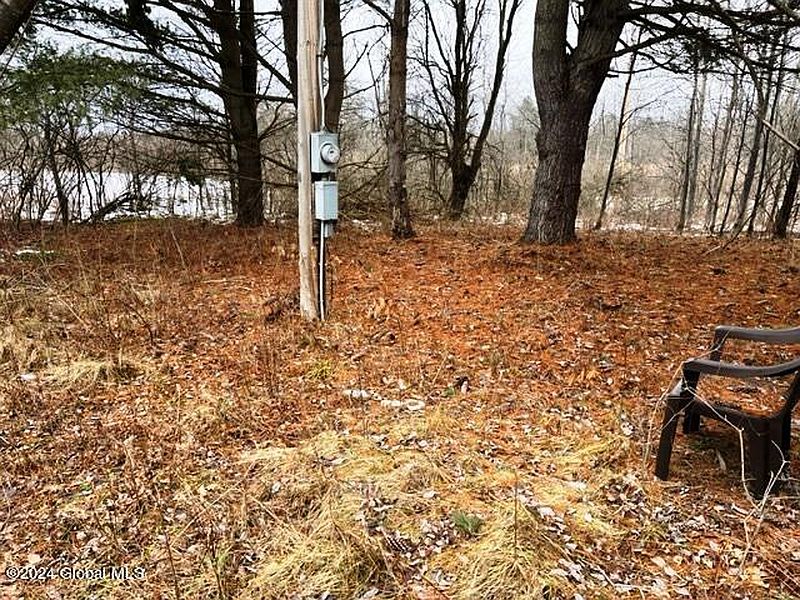 2nd image of 885 Brand Road
