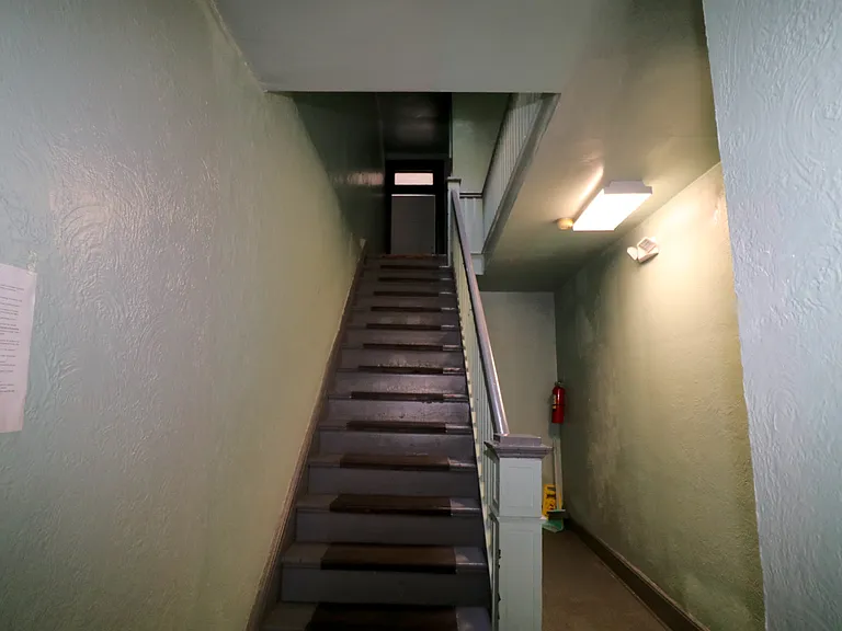 160-164 New York Ave #2 — Photo 7