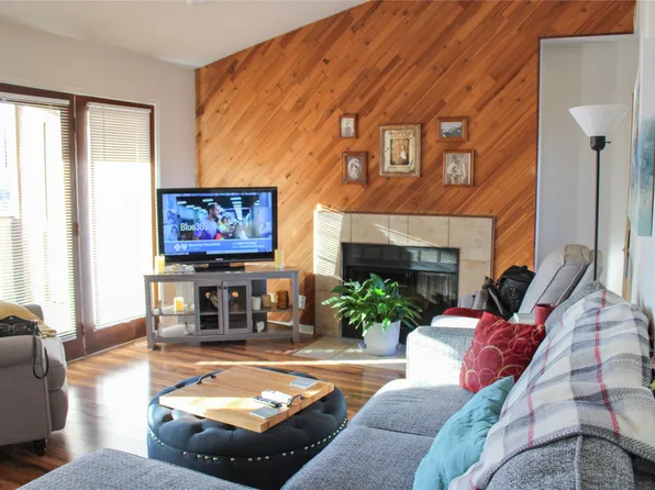 2010 Cloisters Dr APT 2321, Arlington, TX 76011