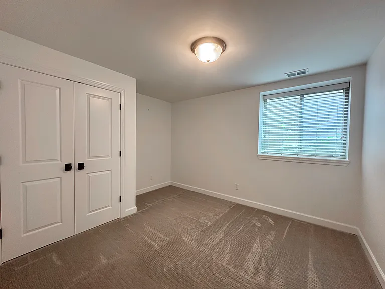1555 Ruffner Ave — Photo 34