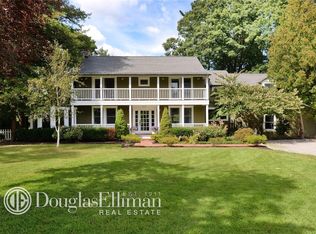 4 Pelham Ave, Port Washington, NY 11050