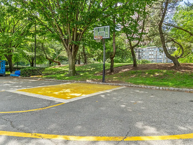 518 Ellery Ct #518 — Photo 46