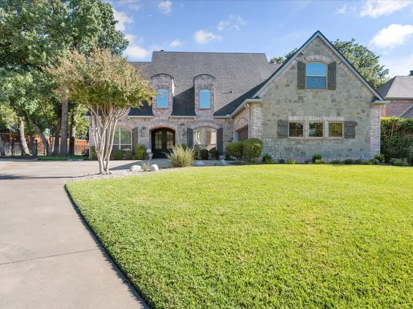 714 Glen Abbey Dr, Mansfield, TX 76063